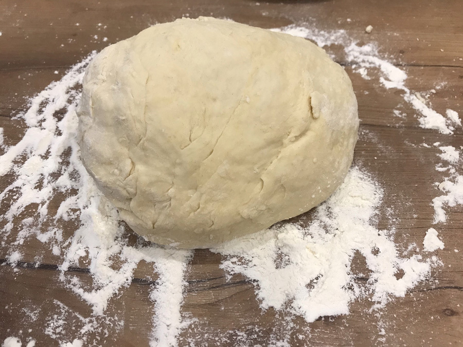Teig für russische Pelmeni
